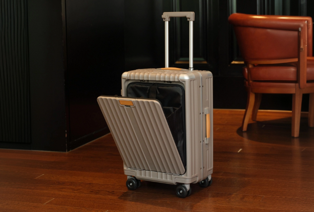 DreamTraveller Carry On Luggage | Lightweight & Durable